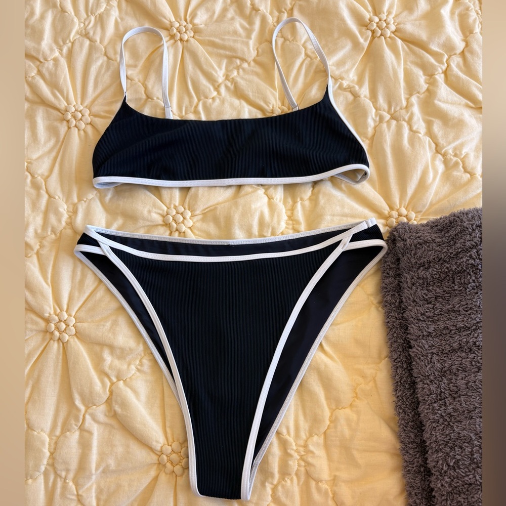 LSPACE swim set. Worn once
